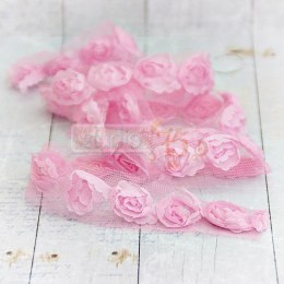 Róże na tiulu - różowe, 20mm