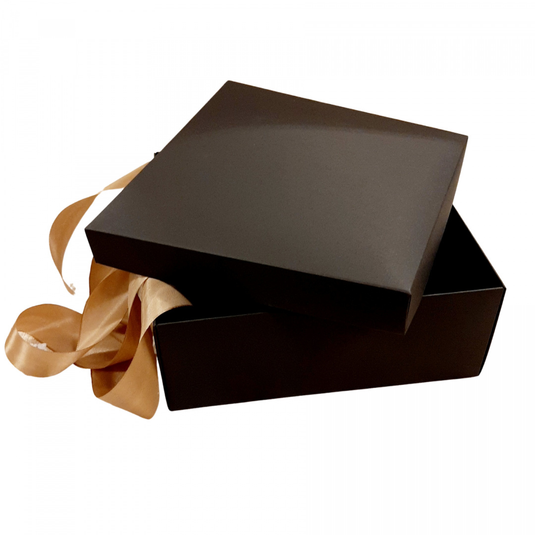 Pudełko PREZENTOWE Czarne 18x17x8 cm na album lub prezent