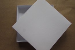 Pudełko na kartkę - 16x16x2,5cm - białe - Eco Scrapbooking